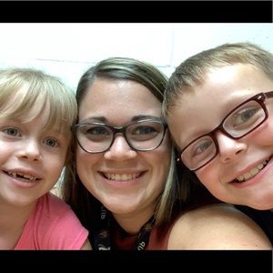 Meet your Posher, April